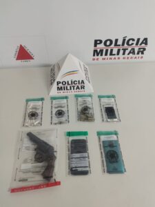 Operação policial prende dois e revela disputa por território do tráfico em distrito de Valadares | Vales de Minas Gerais