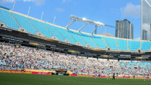 Arquibancadas do estdio do Bank of America Stadium, em Charlotte, em Inter de Milo x Fluminense (foto: Paul ELLIS / AFP)
