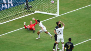 O gol de Gonzalo Garca pelo Real Madrid contra a Juventus no Mundial (foto: Kevin C. Cox / GETTY IMAGES NORTH AMERICA / Getty Images via AFP)