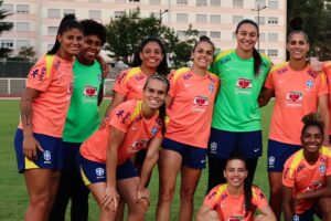 Jogadoras da Seleo Brasileira Feminina (foto: Lvia Villas Boas/CBF)