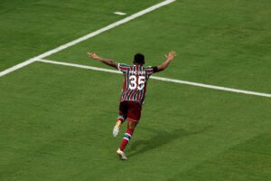 Hrcules, volante do Fluminense (foto: AFP)