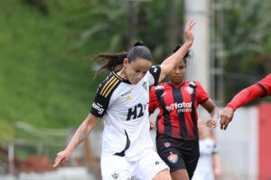 Lance do jogo entre Atltico e Vitria (foto: Divulgao/Atltico)