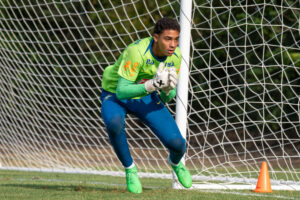 Kaio Assis, goleiro do Atltico, na Seleo sub-17 (foto: Divulgao/CBF)