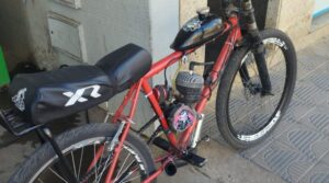 FLAGRANTE: Uso de bicicletas motorizadas por adolescentes acende alerta em Timóteo
