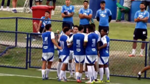 Cruzeiro visitou Bahia e venceu por 2 a 0, pela 16 rodada do Campeonato Brasileiro Sub-20 (foto: Reproduo/TV Baha)