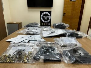 Cinco pessoas são presas em operação contra tráfico de drogas e armas em Governador Valadares | Vales de Minas Gerais