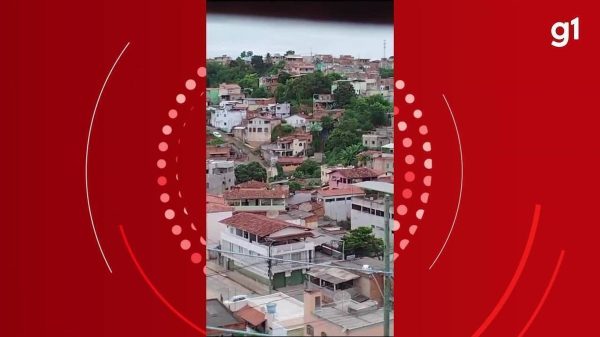 VÍDEO: troca de tiros entre criminosos assusta moradores em Teófilo Otoni