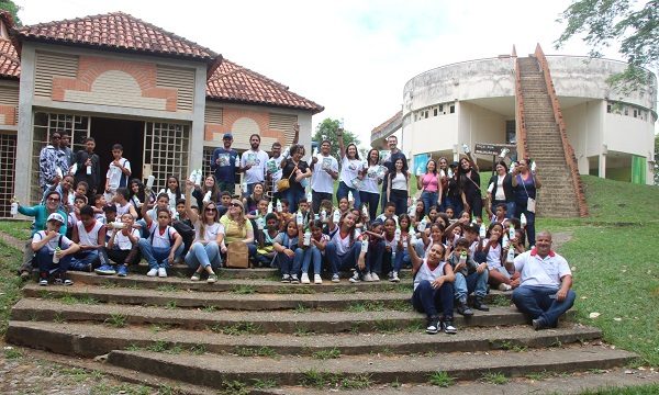 Programa “Tem Bicho no Parque” reúne mais de 200 estudantes no Parque do Rio Doce