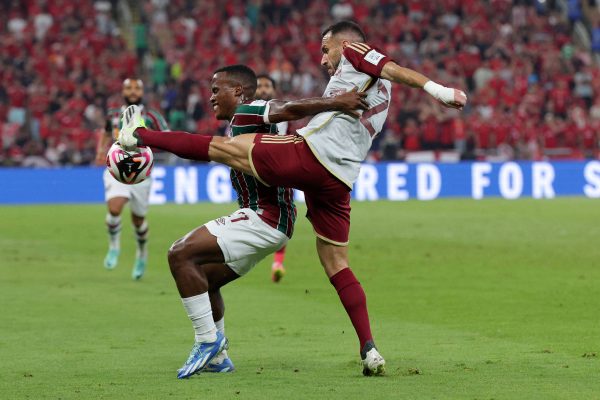 Fluminense espanta pesadelo da semifinal e vai à decisão do Mundial - 18/12/2023 - Esporte