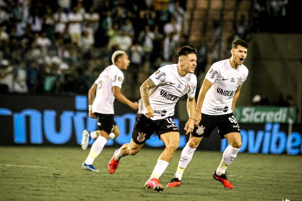 Palmeiras macetou, mas terminou no apocalipse - 19/02/2024 - Sandro Macedo