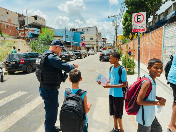 Ipatinga implementa nova campanha de  educação no trânsito no retorno às aulas