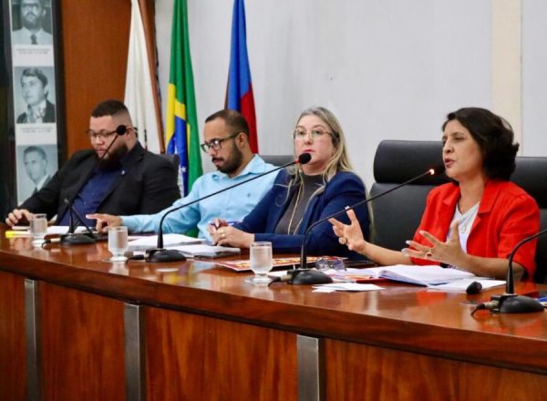 Audiência pública discute valorização da educação em Ipatinga