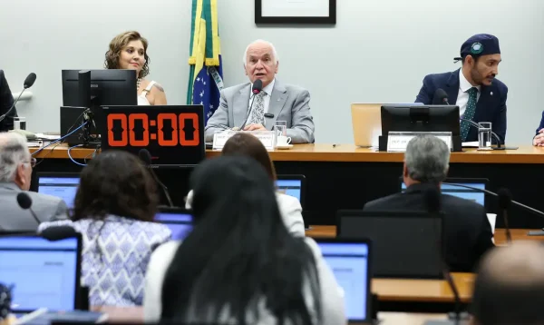 Comissão aprova imunidade tributária para entidades religiosas