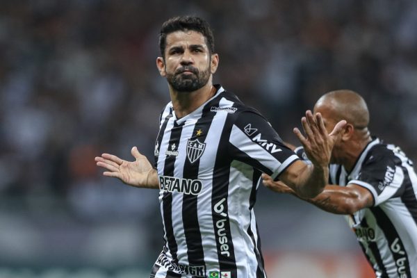 Diego Costa pode ir jogar no Palmeiras após pedido de Abel Ferreira