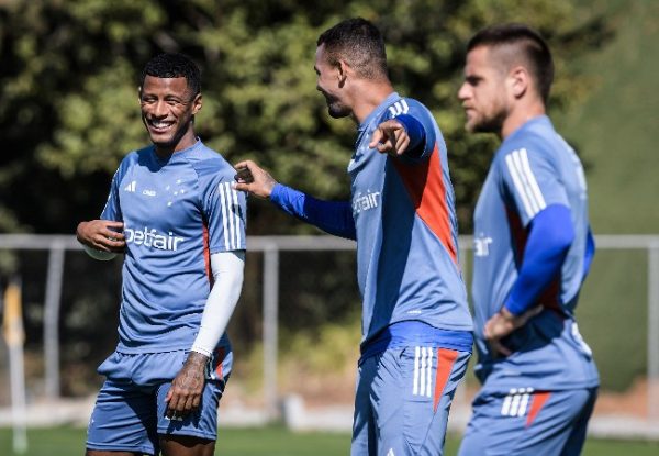 Cruzeiro encerrou a preparao para enfrentar o Corinthians com treino neste sbado (6/7), na Toca 2 (foto: Gustavo Aleixo/Cruzeiro)