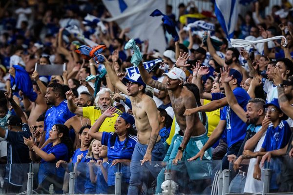 Torcida do Cruzeiro no Mineiro (foto: Gustavo Aleixo/Cruzeiro)