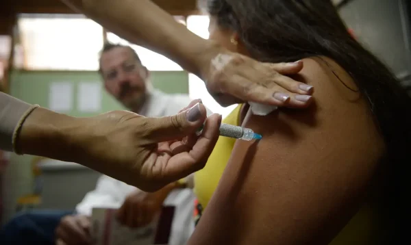 Dia de conscientização destaca importância da vacinação contra o HPV