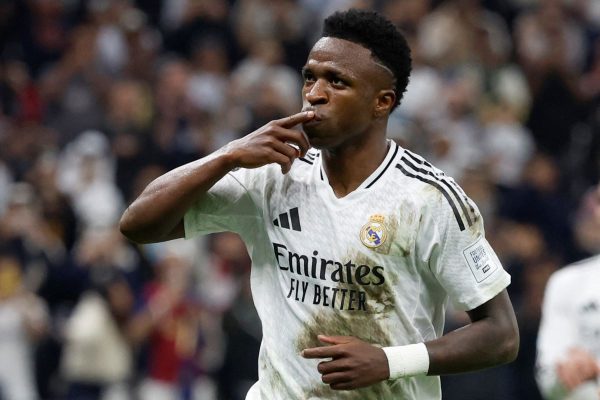 Vinicius Jr., do Real Madrid (foto: KARIM JAAFAR / AFP)