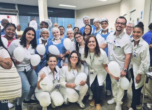 Acolhimento humanizado do Hospital Márcio Cunha transforma retorno de pacientes do CTRS após acidente