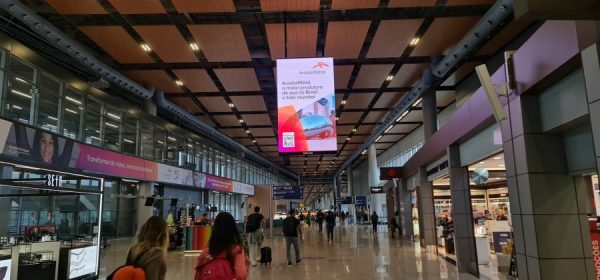 ArcelorMittal presente em painéis nos aeroportos brasileiros