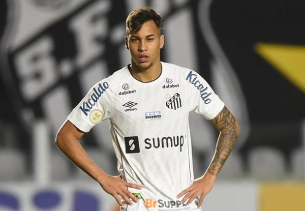 Atlético e Cruzeiro sondam situação do Kaio Jorge, ex-Santos