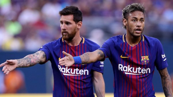 Barcelona leiloa itens inusitados de Messi e Neymar; objetos podem custar mais de R$ 2 milhões