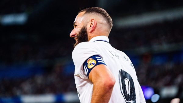 Benzema coloca ídolo do Cruzeiro no melhor time do mundo