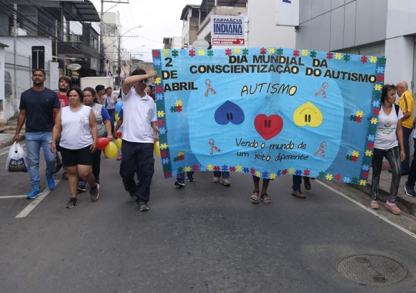 Fabriciano Faz Caminhada De Conscientização Sobre O Autismo