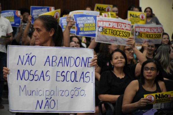 Audiência aborda impactos do projeto Mãos Dadas em Timóteo
