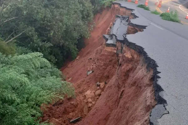 Chuva: interdições em estradas de MG amplia risco de acidentes, diz especialista