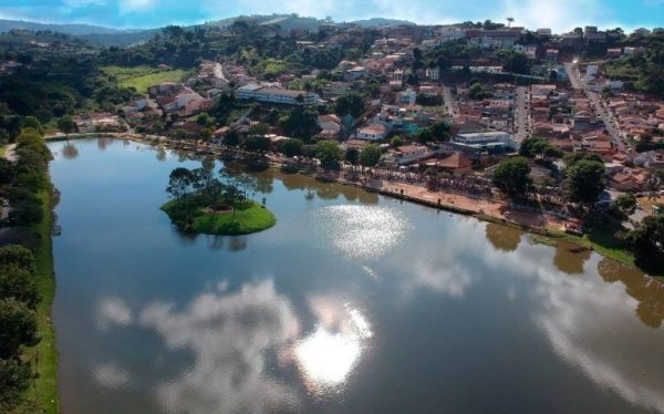 Cidade de gente feliz: MACHADO 142 ANOS DE HISTÓRIA  E CULTURA