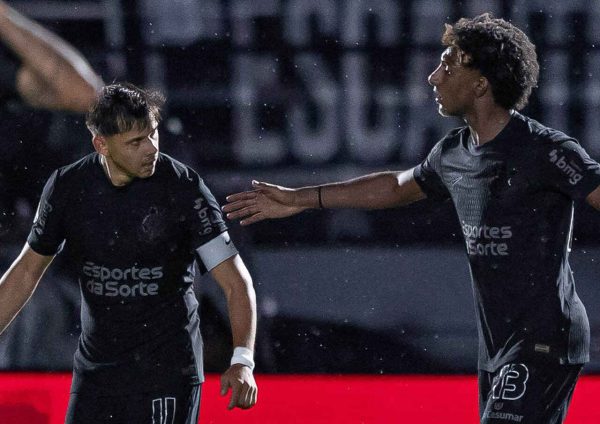 Com gol de Pedro Raul, Corinthians vence RB Bragantino de virada na estreia do Paulista