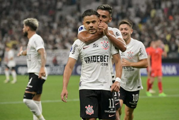 Perda e patrocnio tem relao com patrocinadora master do clube (foto: Conmebol/Divulgao)