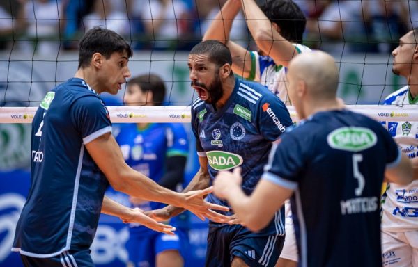 Time masculino de vlei do Cruzeiro  dominante no cenrio sul-americano (foto: Agncia i7/Cruzeiro)