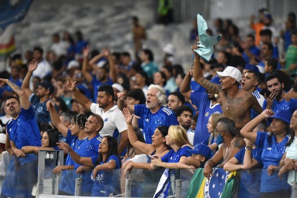 Cruzeiro x Tombense: público e renda da estreia no Mineirão  em 2025