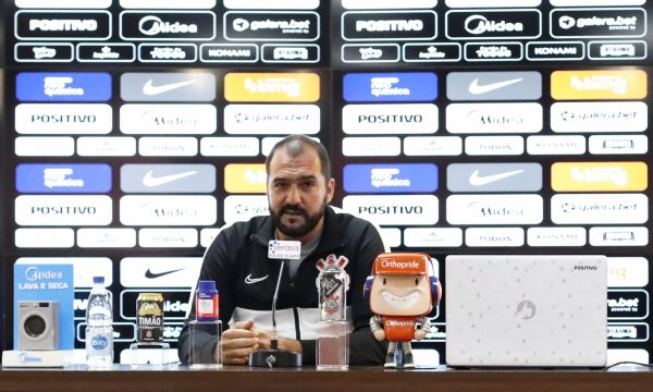 Cruzeiro ‘derruba’ técnico do Corinthians após goleada