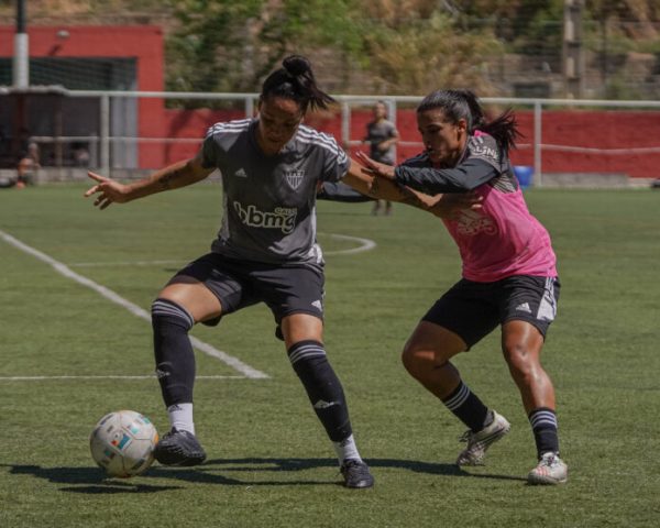 Vingadoras de olho na estreia do Estadual