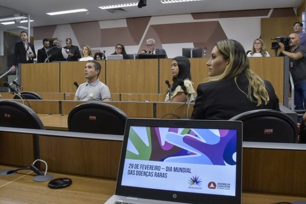 Debate na ALMG sobre doenças raras aponta gasto público com medicamento ineficaz