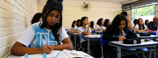 Cadastro Escolar 2025: Últimos dias para realizar matrículas na rede estadual de ensino