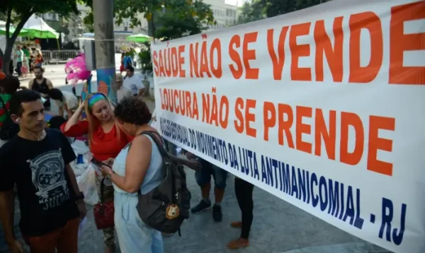 Especialistas discutem alternativas a tratamentos manicomiais