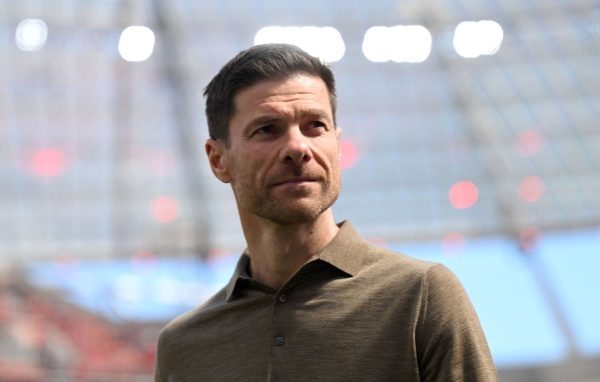 Xabi Alonso vai deixar o Bayer Leverkusen ao fim da temporada (foto: INA FASSBENDER / AFP)