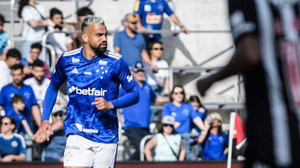 Fabrício Bruno defende Diniz no Cruzeiro: ‘Muito fácil falar de fora’