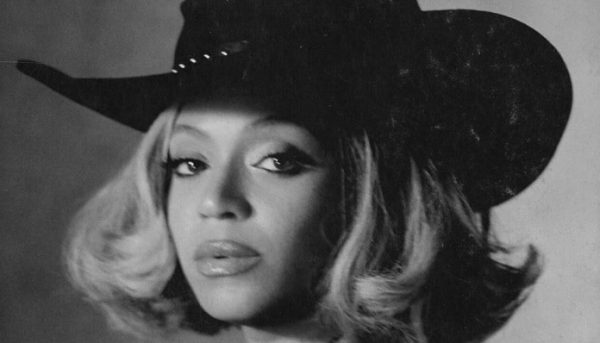 Após “intimação”, fãs de Beyoncé conseguem emplacar nova música da cantora em rádio Country