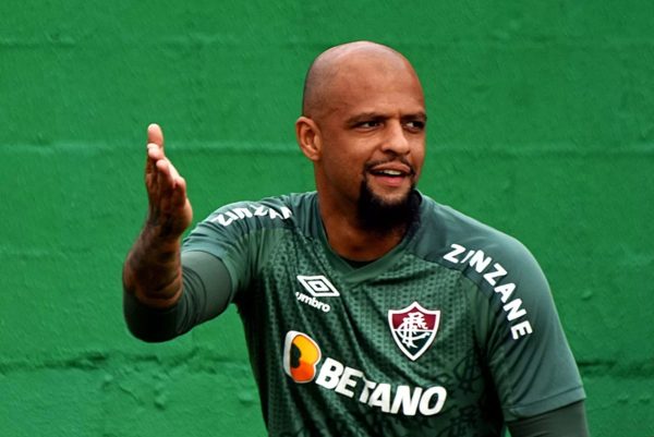 Felipe Melo decidiu falar tudo que pensa sobre os casos de Daniel Alves e Robinho