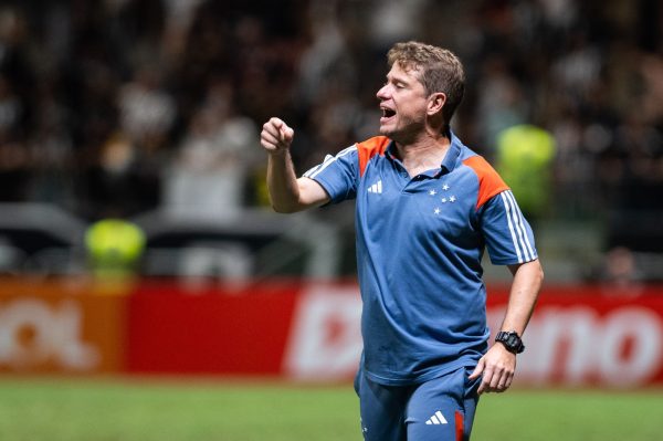 Fernando Seabra, tcnico do Cruzeiro (foto: Staff Images/Cruzeiro/Divulgao)