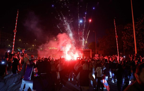 Festa de classificação do PSG na Champions termina com mais de 40 presos e três feridos