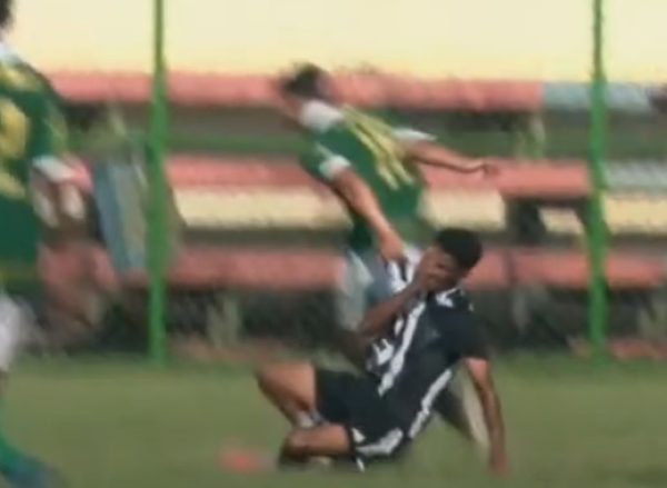 Filho de Hulk é expulso e derrotado em partida contra o Atlético