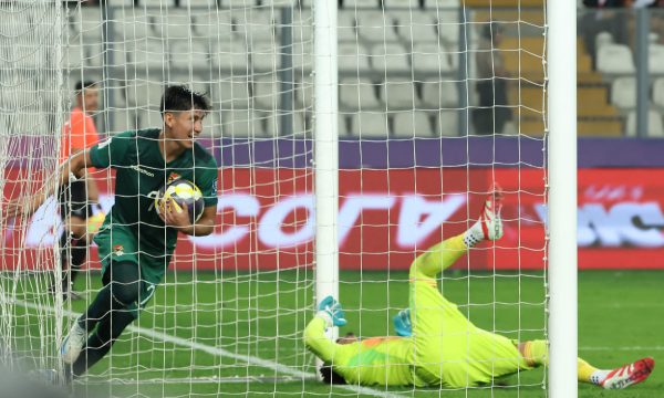 Miguelito, atacante da Seleo da Bolvia (foto: AFP)