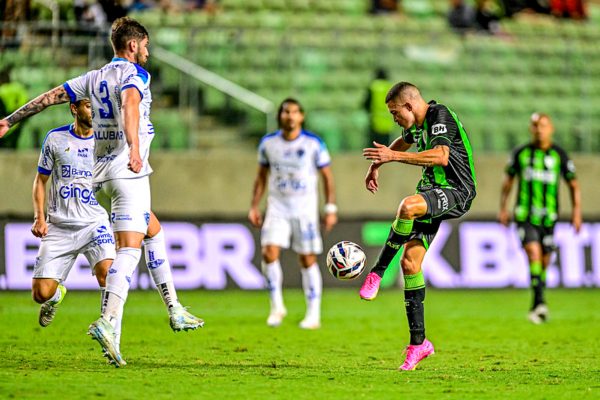 Amrica perdeu para o Paysandu (foto: Mouro Panda/Amrica)
