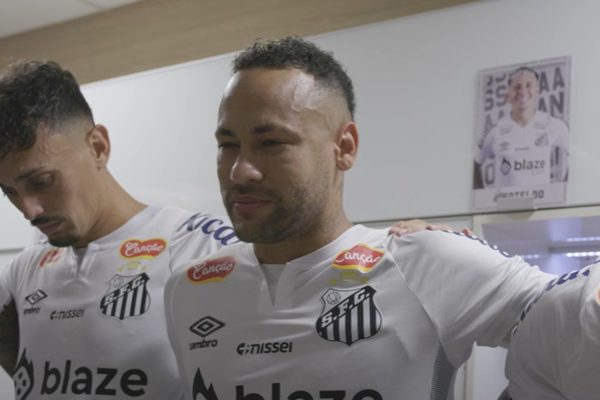 Neymar chorou em discurso antes de Corinthians x Santos pelo Campeonato Paulista (foto: Reproduo / NR Sports)